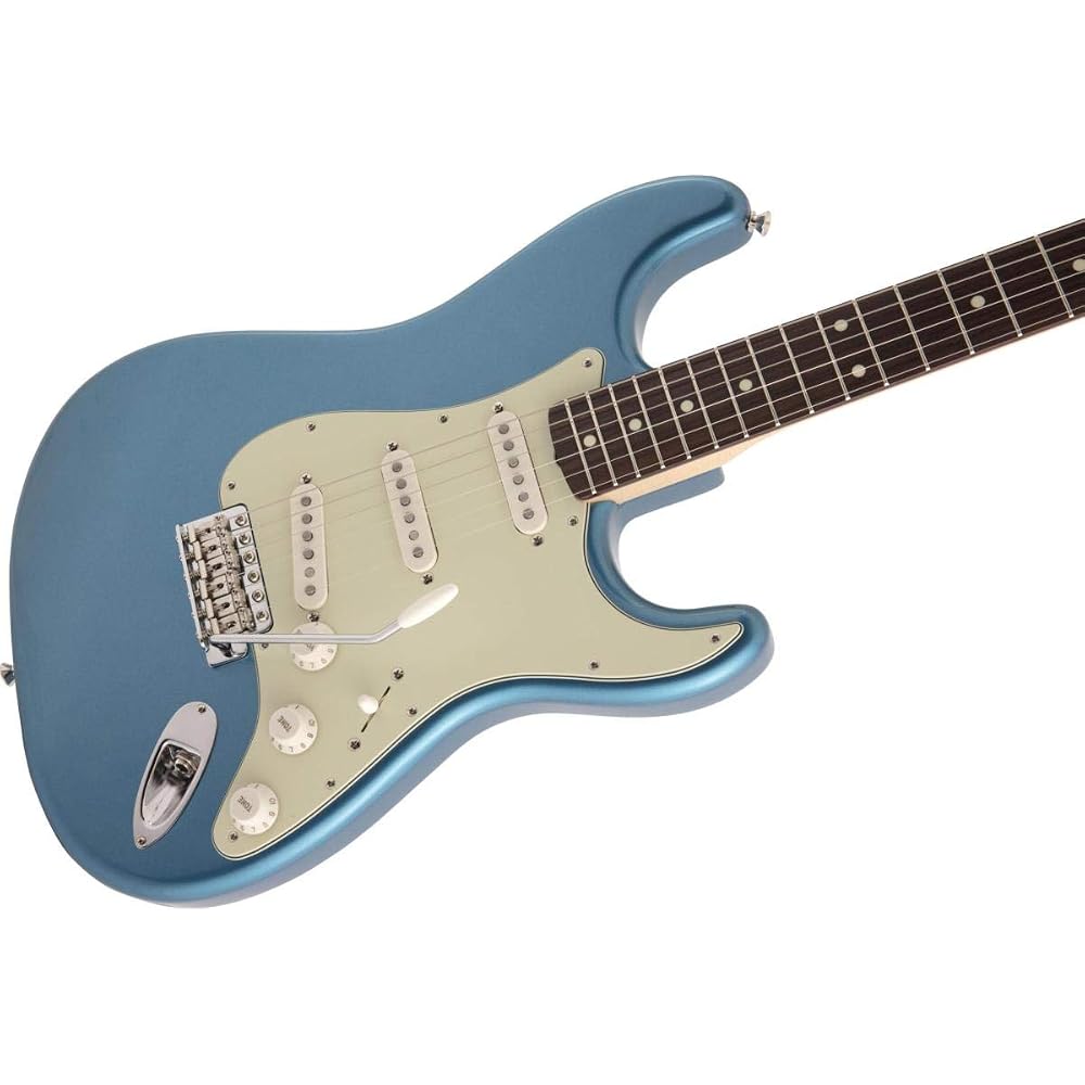 Fender Traditional 60s Stratocaster Electric Guitar Rosewood Fingerboard Lake Placid Blue Made in Japan