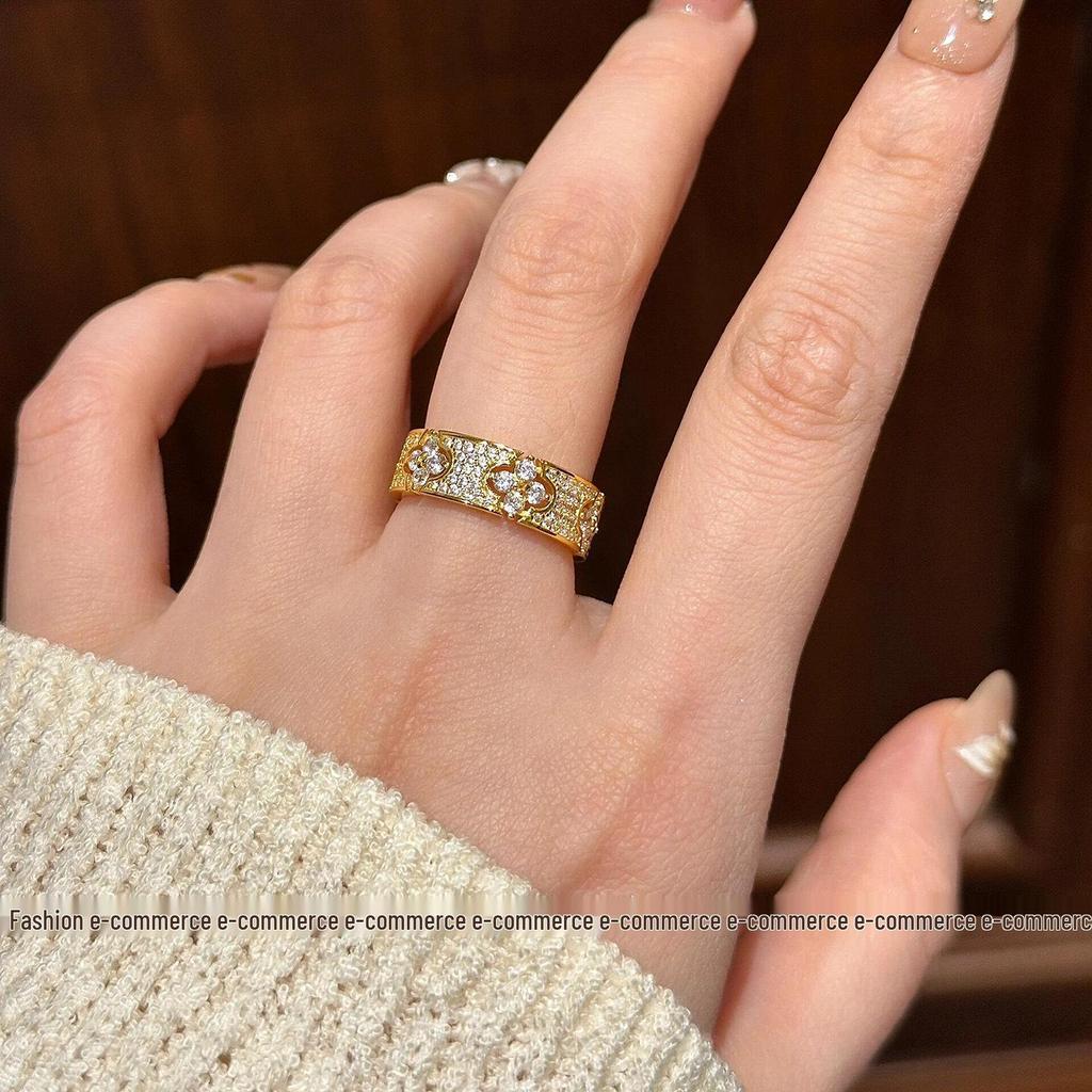 French Vintage Four-Leaf Clover & Baby's Breath Diamond Ring - Women's Luxury Fashion Statement Ring