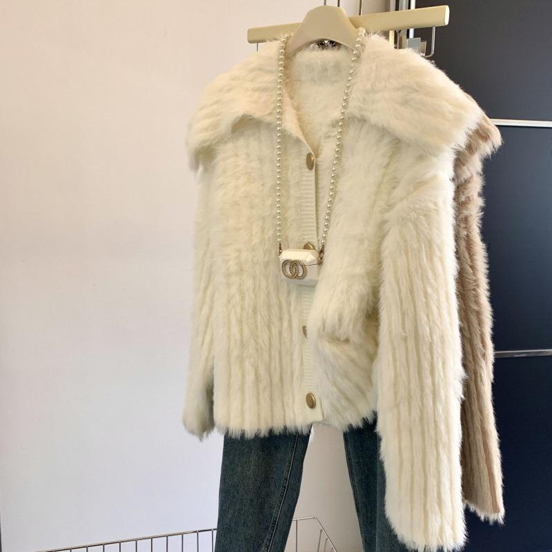 

Soft glutinous imitation mink velvet lapel cardigan women s autumn and winter gold buckle jacket gentle milk huhu thickened sweater S