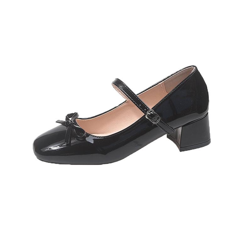 

Модные лоферы женские серебристые с бантом, балетки с вырезом, одинарная обувь женская 2025 осень новая французская плоская Мэри Джейн ретро маленькая обувь балетки 35 чёрный