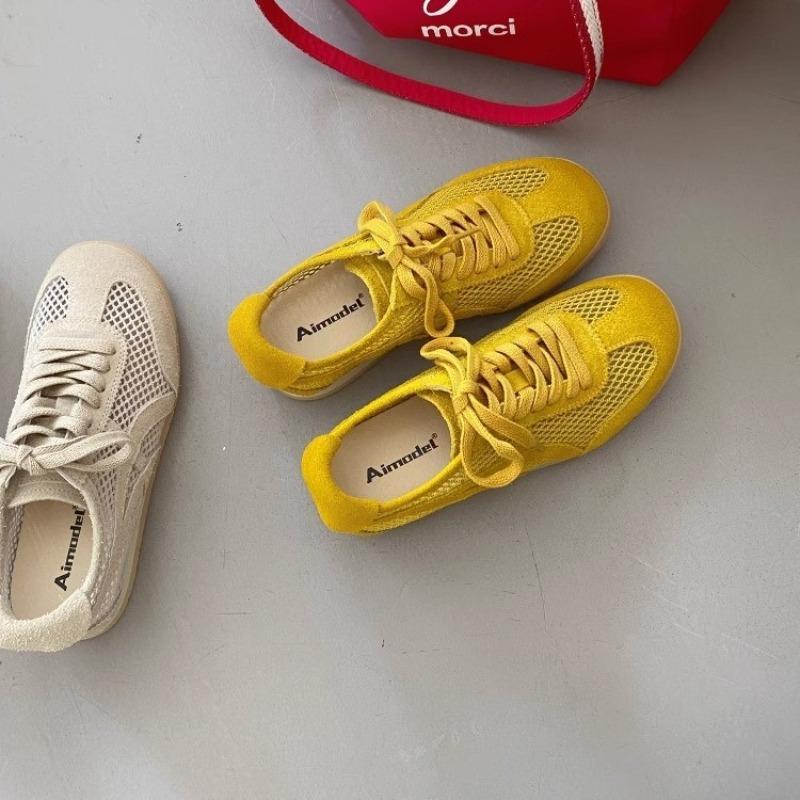 Women's new hollow breathable mesh shoes ultra-light soft sole versatile casual sports board shoes