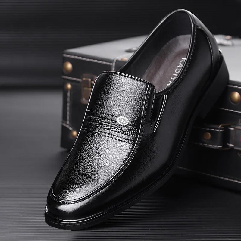 Mote Ekte Skinn Håndlagde Sko Menn Loafers Slip On Business Fritidssko Klassisk Mykt Skinn Hombre Pustende Herresko Flate