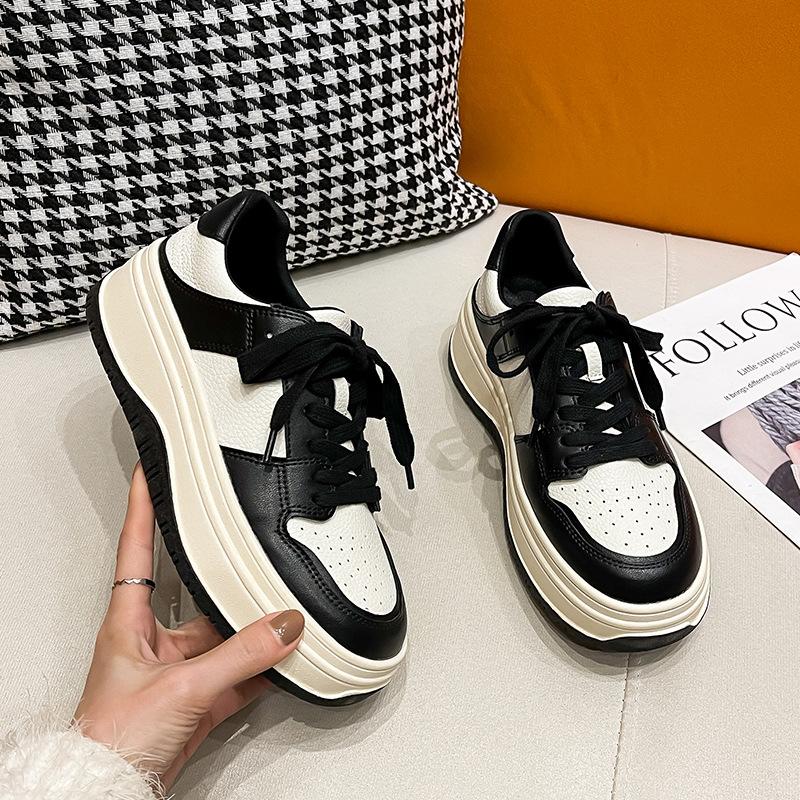 Internet Celebrity Black and White Panda Shoes Children 2025 New Sports and Leisure Two-color Thick Sole Heightening Cowhide Dad Little White Shoe