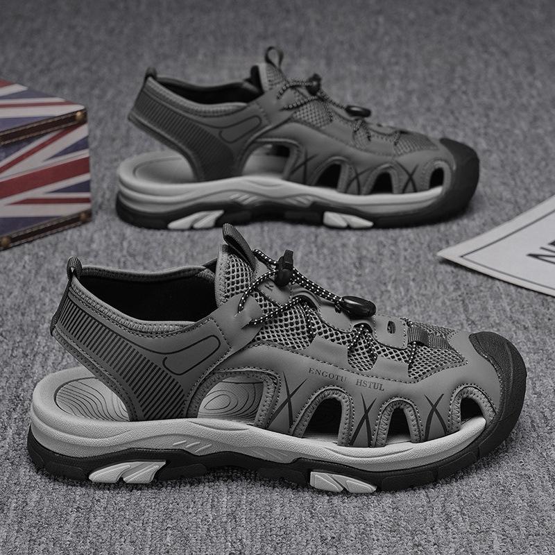 Sandals Men's Summer Mesh High-end Beach Shoes Men's Teen Breathable Beach Shoes Casual Hollow Hollow Shoes