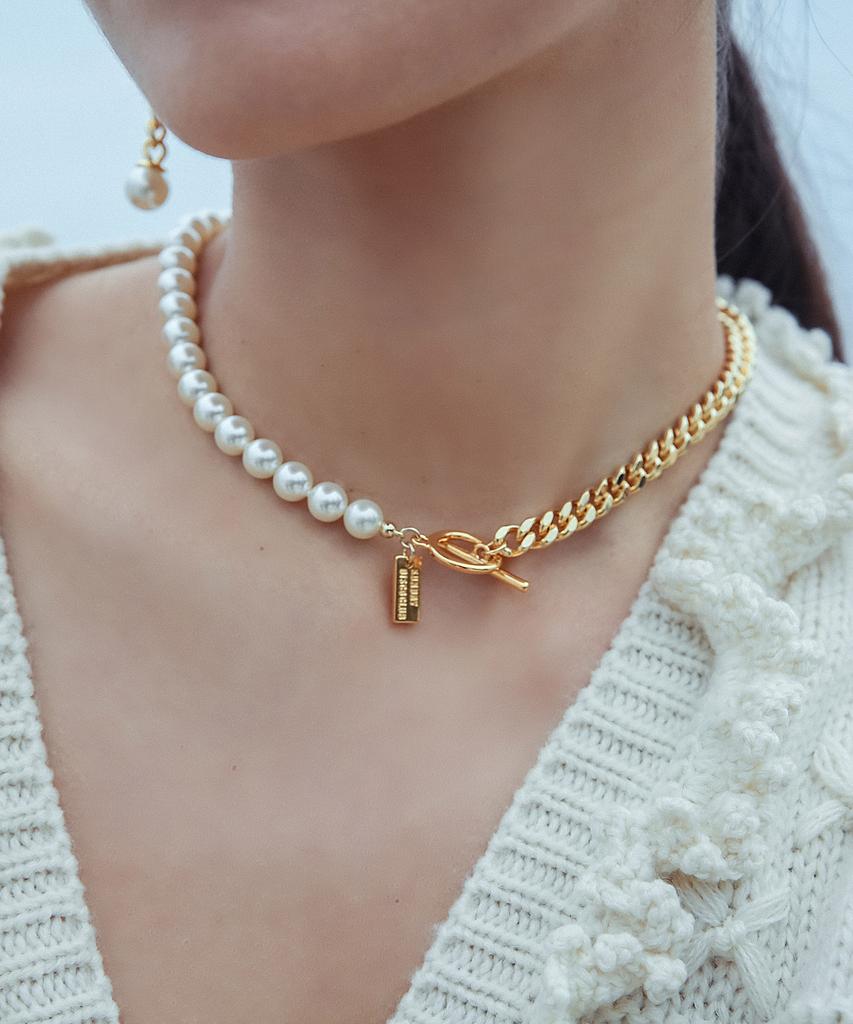Sundaydiscoclub Pearl Half Chain Necklace Gold