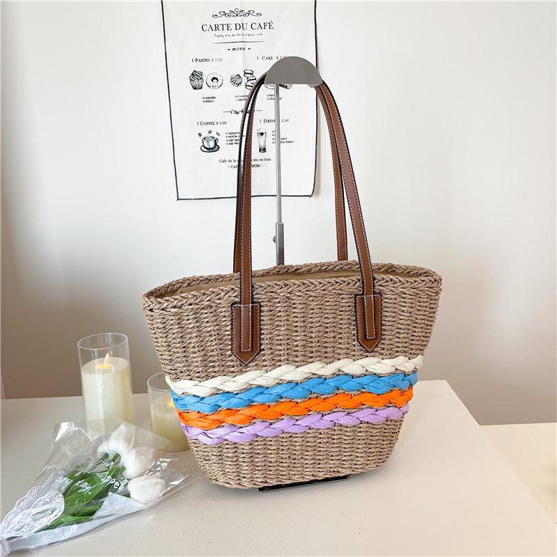 Summer new fashion niche design popular vegetable basket contrasting color straw bag shoulder women's bag