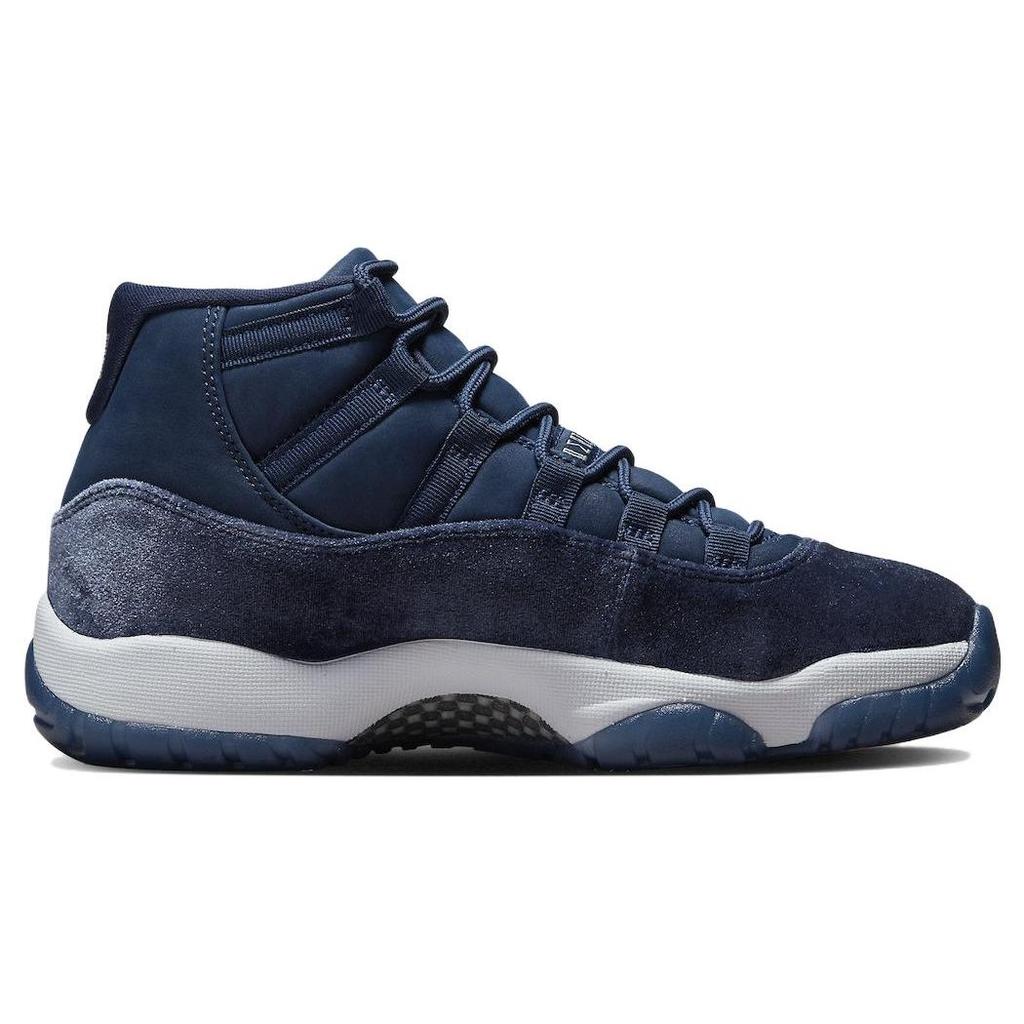 Air Jordan 11 Retro Midnight Navy Velvet Women Sneakers Blue Metallic-Silver White AR0715-441