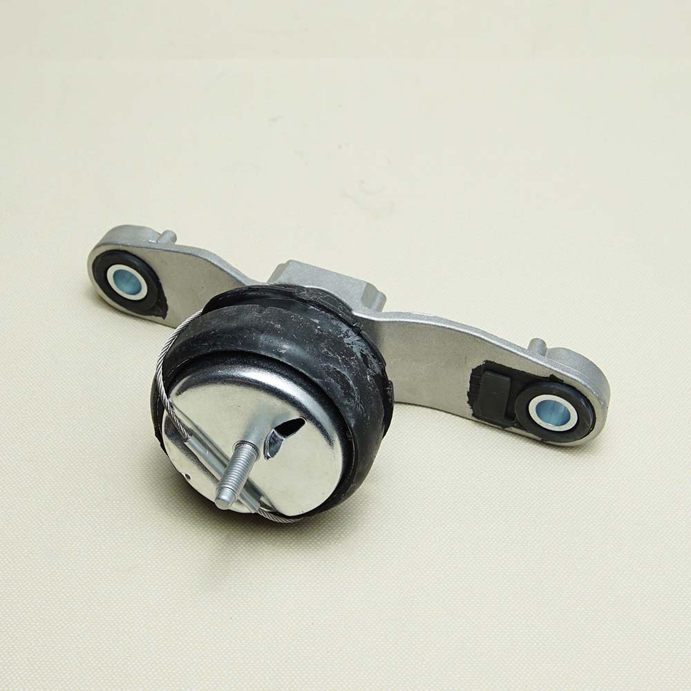 31359635 Automobile Engine mounting pad (right) For Volvo C30 S40 V40 V50 2006 2007 2008 2009 2010 2011 2012 31277073 Auto Part