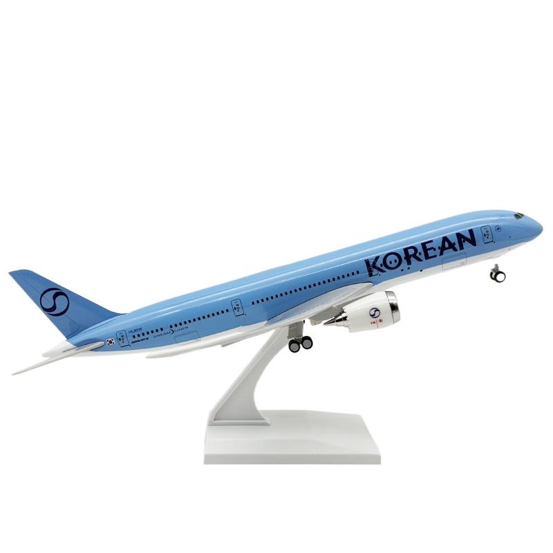 

30 см Миниатюрный самолет Korean Air B787 Airways Смола Литье под давлением Модель самолета Авиационная игрушка Самолеты со стойкой Подарок Самолет
