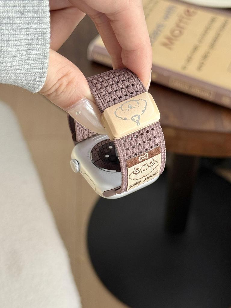 Apple Watch Serie 10 & Ultra Armband: Atmungsaktiv, Magnetverschluss, Welpendesign