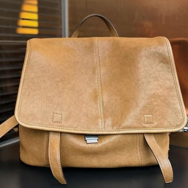 Small Niche Large Capacity Vegetable Tanned Leather Messenger Horizontal Backpack, New Versatile Commuting Casual Backpack for Work