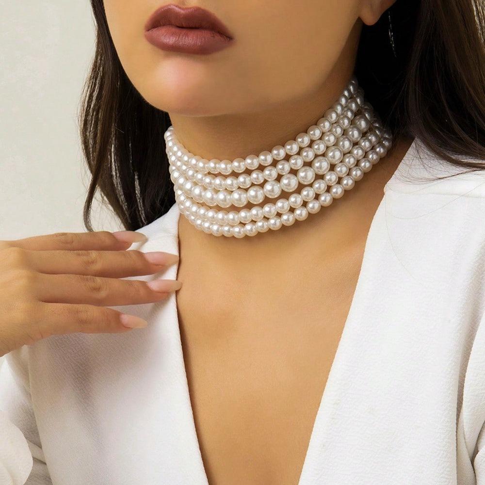 Hot-selling Jewelry Necklace Fashionable and Elegant Multi-layer Imitation Pearl Beaded Short Necklace Earrings Set Women