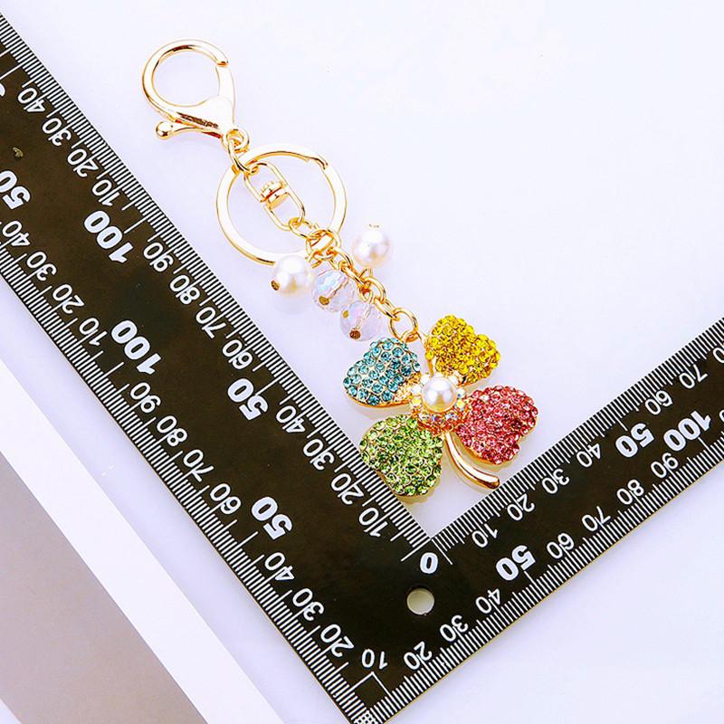 Diamond Inlaid Pearl Four Leaf Clover Car Keychain Metal Women's Bag Pendant Crystal Chain Keychain Ring Creative Bag Pendant