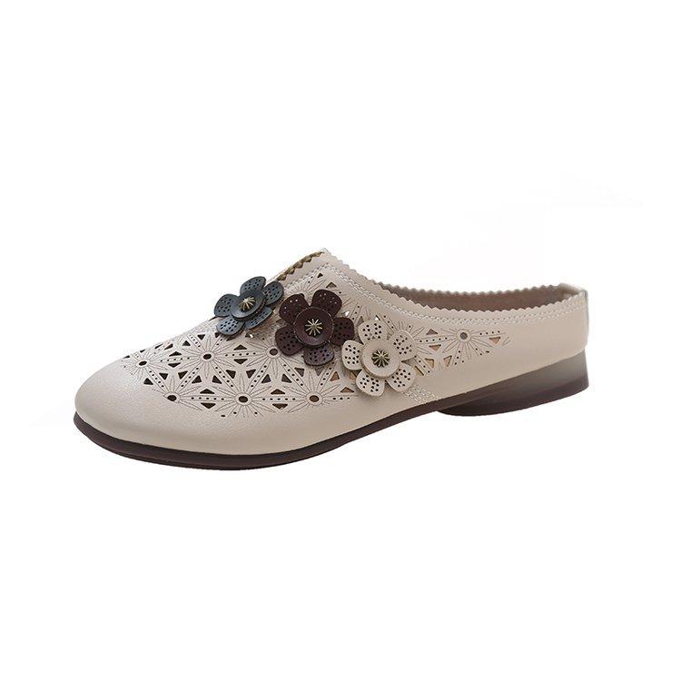 

Тапочки женские летние кожаные с мягким дном, сумка на голову, для среднего и пожилого возраста, нескользящие дырчатые туфли в этническом стиле для мам с плоским дном, полутапочки 35 бежевый