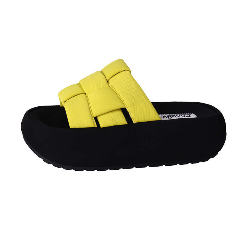 2025 new platform one-word slippers women's summer wear canvas sandals fashion with skirts beach sandals women's shoes