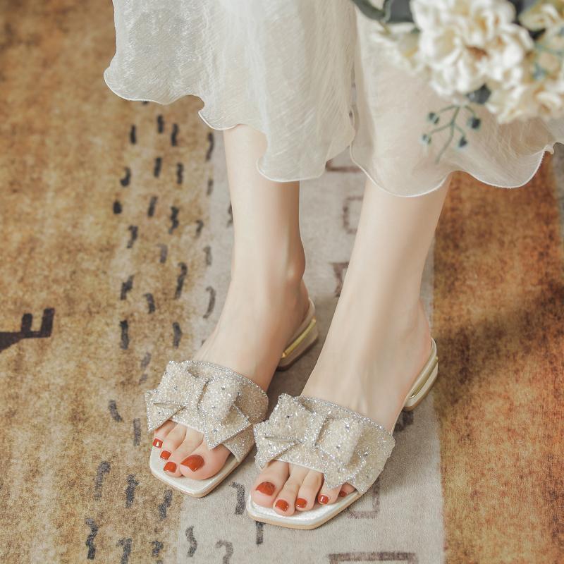 Coarse heel non-slip slippers female summer 2025 new fairy wind diamonds with skirt wear beach slippers