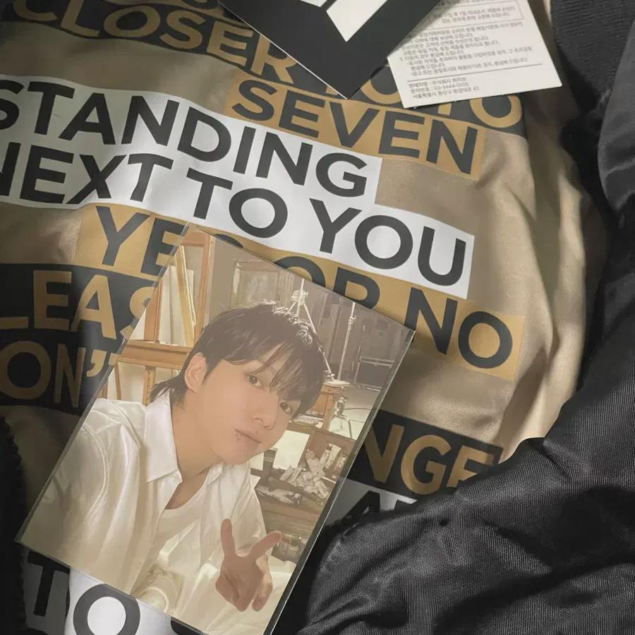 

Jungkook Golden Oversize-куртка-бомбер, абсолютно новая, размер M