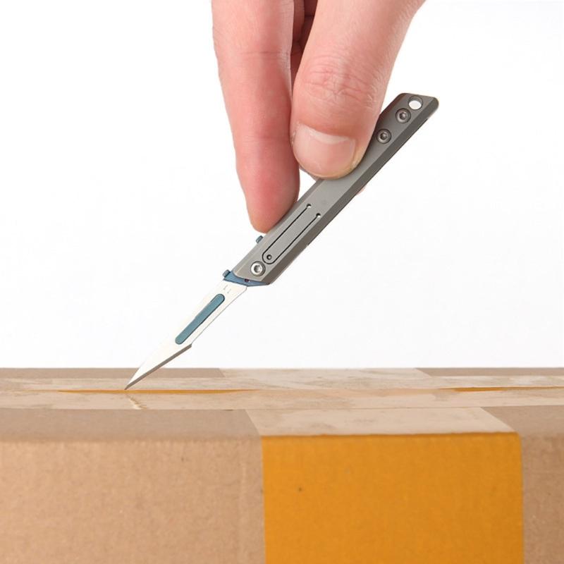 Mini Cortador de Artesanato Multifuncional Dobrável Destacável com 10 Peças de Lâminas Substituíveis para Projetos de Arte Manuais