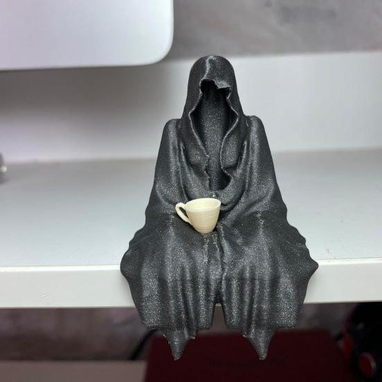Halloweenská černá róba ozdoba strašidelná gotická figurka Smrtky socha skulptura sváteční párty domácí kancelář stolní dekorace