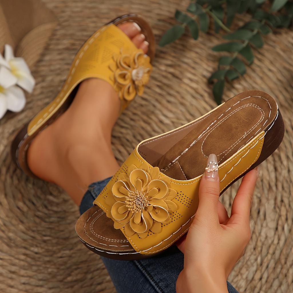 Soft Women's Vintage Sandals