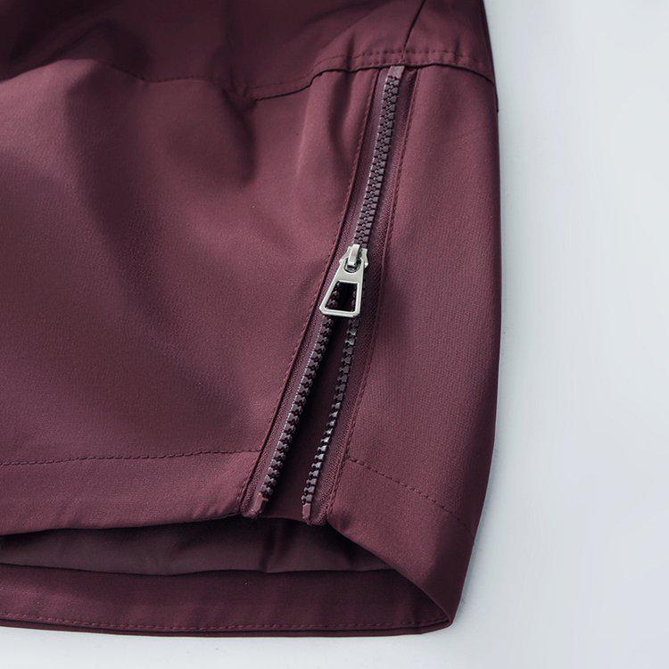 Stylish Spring Windbreaker for Middle-Aged Women - Lightweight, Fashionable, Large Size Jacket for Spring and Autumn