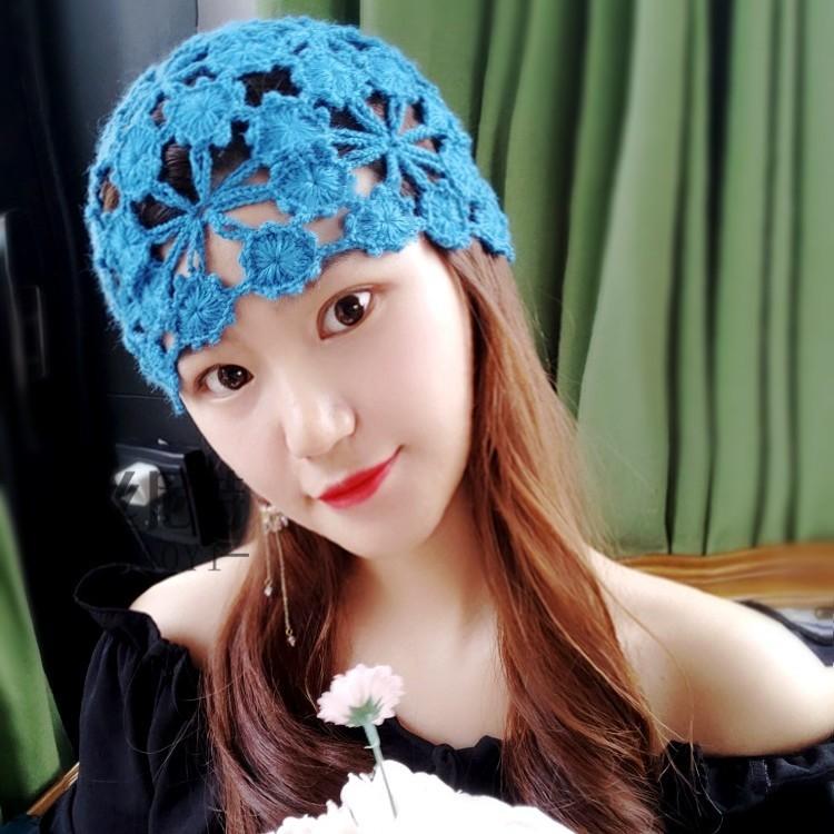 

Летняя шапочка-бини с крючком, с цветком сливы, рендеринг, оригинальное ручное плетение, тонкая дышащая вязаная шапка из чистого льна, ажурная шапка one size синий