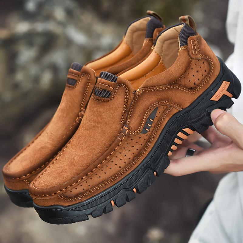 Large Size Men's Casual Shoes Mountaineering Outdoor Shoes Four-season Breathable Middle-aged and Elderly Dad Leather Shoes Men 3237