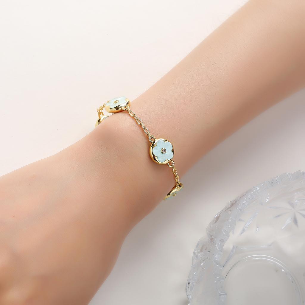 Trendy Creative Adjustable Round Five Leaf Flower Gold-Plated Bracelet Luxury for Women Daily Party Jewelry Accessories Clover