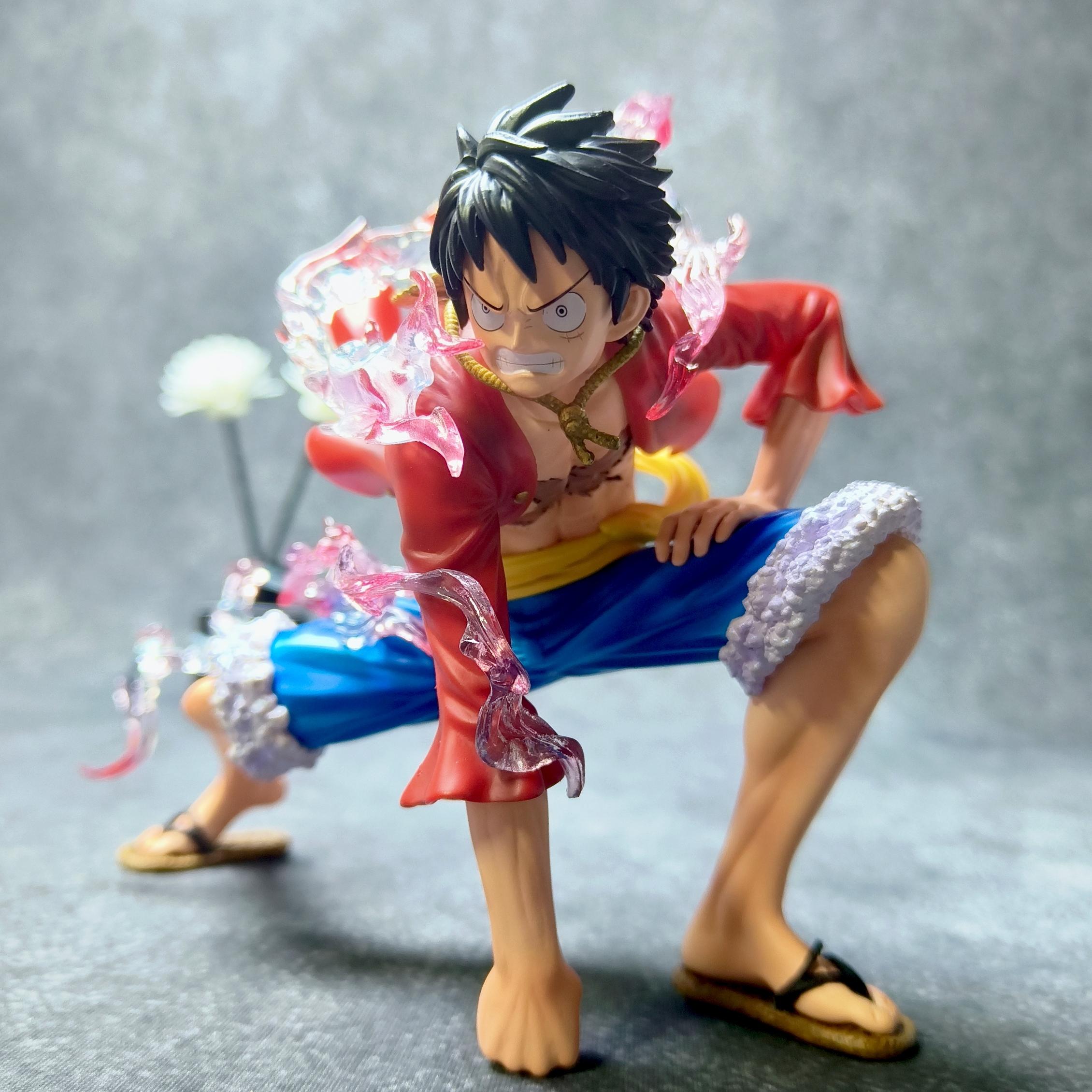 

Anime One Piece 15cm Eightfold Mirror Luffy Fifth Gear Nika Luffy Squatting PVC Figure Model Toys Ornaments Statue Gift красный