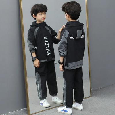 Bambini (dai 4 annibin su) – Completi per bambini