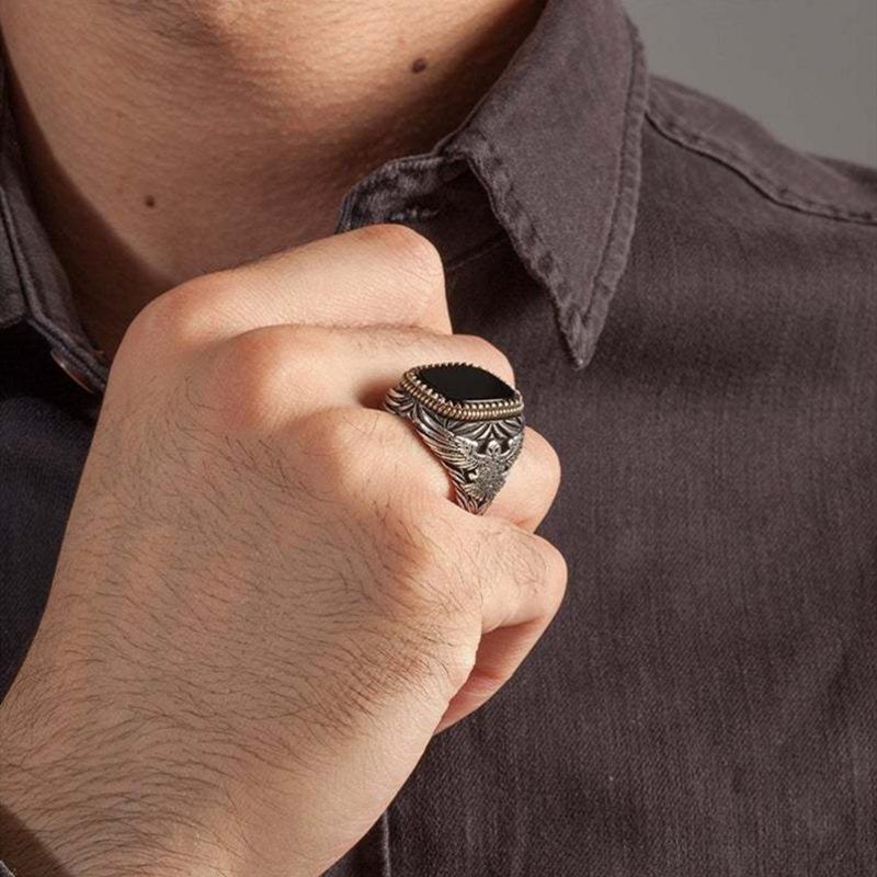 Huajie Persönlichkeit Herren Türkische Siegelringe Zweifarbig Geschnitztes Adler Tiermuster Schwarzer Zirkon Retro Ring Trend