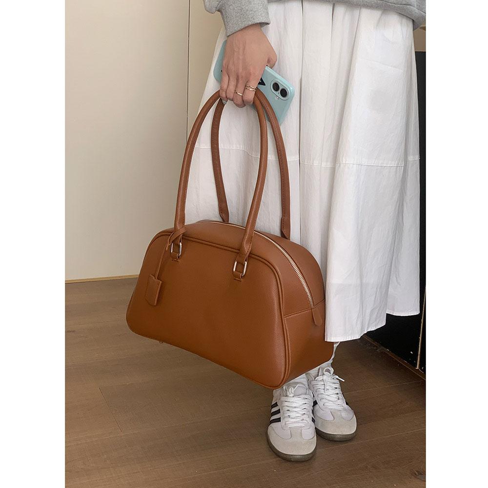 New Winter Big Size Soft Leather Women Large Retro Bowling Bags Commute Handbags High Quality Simple Shoulder Bag Brown