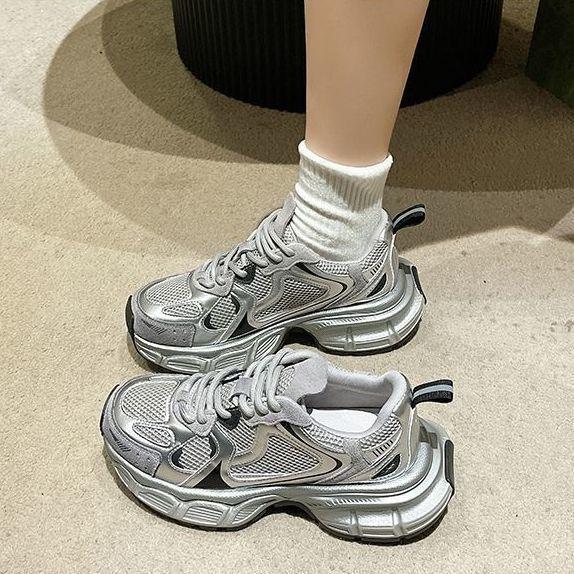 

Zhao Ruth silver powder dad shoes women s sports shoes new thick-soled dirt-resistant casual sports shoes 40