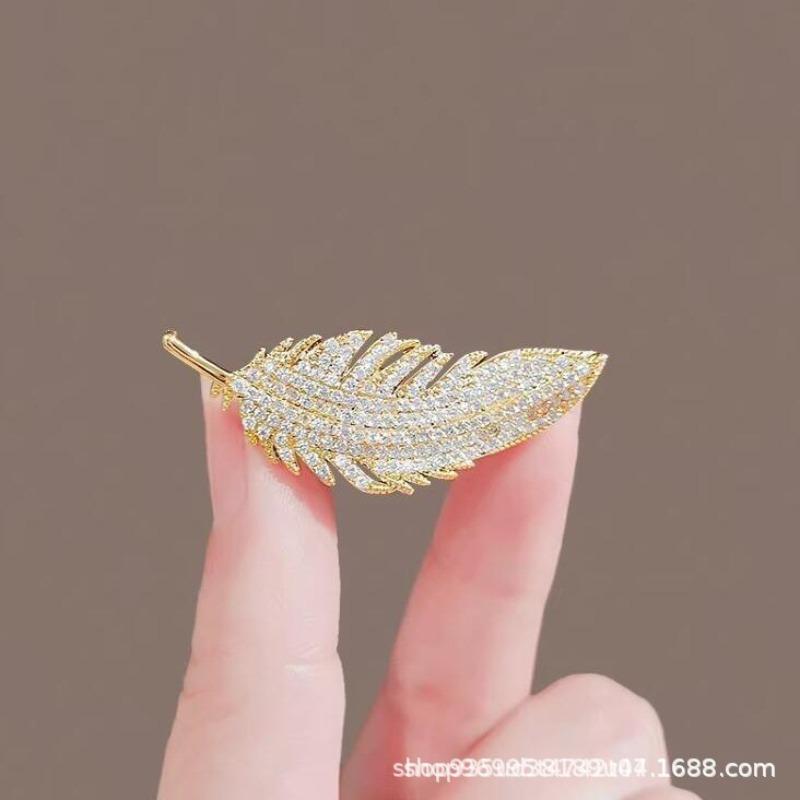 New Alloy Brooch High-end Niche Women's Peony High-end Pin Coat Suit High-end Versatile Brooch