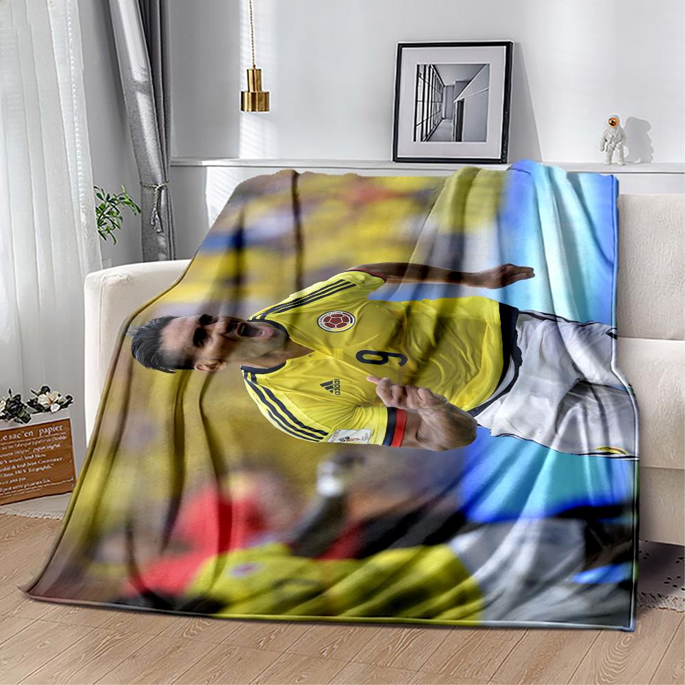 Powerful Soccer Kick Blanket Warmthful Decor Suitable for Couch Picnics Bedding Four Seasons Universal Playful Design