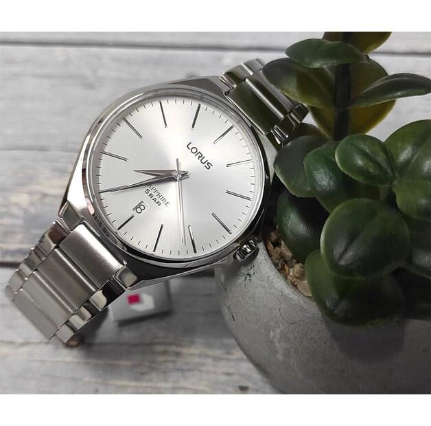 Lorus RS949DX9 Watch