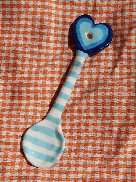 

Deulkkot Ceramic Blue Heart Stripe Spoon Blue Heart Stripe Spoon