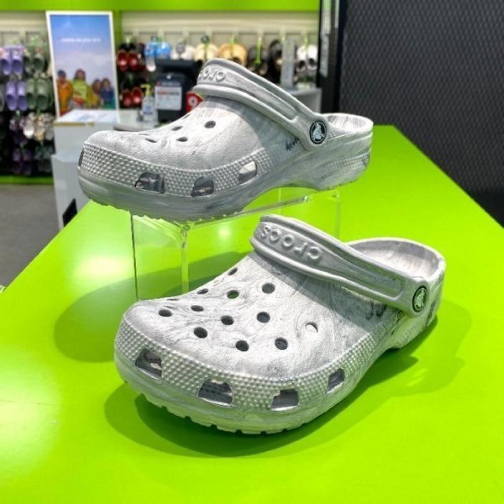 

Crocs Classic Тапочки Сандалии Hc02 one/M3W5/220