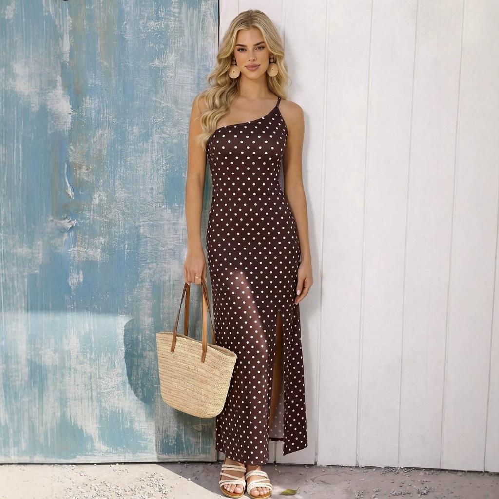Retro Oblique One-shoulder Suspender Dress, European and American New Sexy Polka Dot Island Vacation Pure Desire Dress