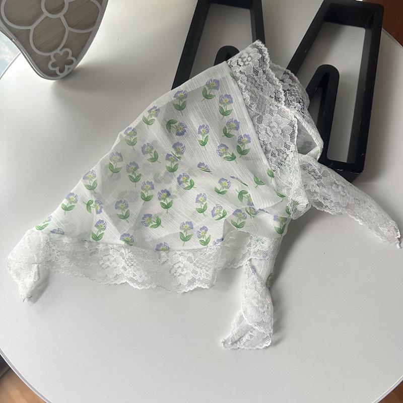 Retro Girly French Lace Triangle Scarf: Versatile Summer Headscarf & Photo Prop