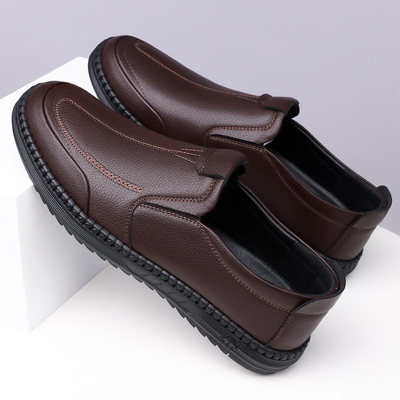 Spring New Shoes for Men Leather Casual Shoes Comfortable Slip-On Loafers Round Toe Flat Leisure Shoes