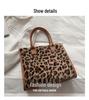 2021 Women's Vintage Large Capacity Shoulder Tote - Trendy & Simple Design