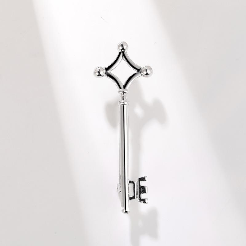 Bo Xin Yun Retro Key Brooch - Simple Personality Corsage Pin for Clothing