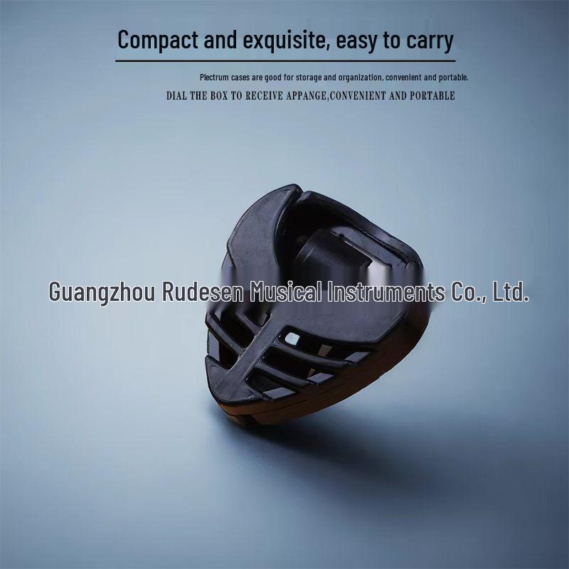 Heart-Shaped Guitar Plectrum Box with Adhesive Triangle Clip and Effects Pedal Accessories