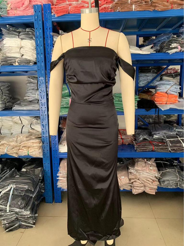 2023 Frühling/Sommer Europäisches & Amerikanisches Ein-Schulter Satin Rückenfreies Abendkleid