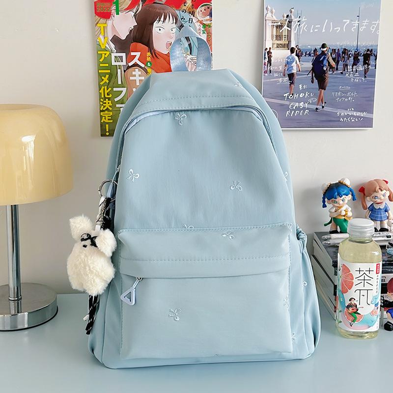 A Simple and Cute Backpack for College Students A Large-capacity Schoolbag for Women
