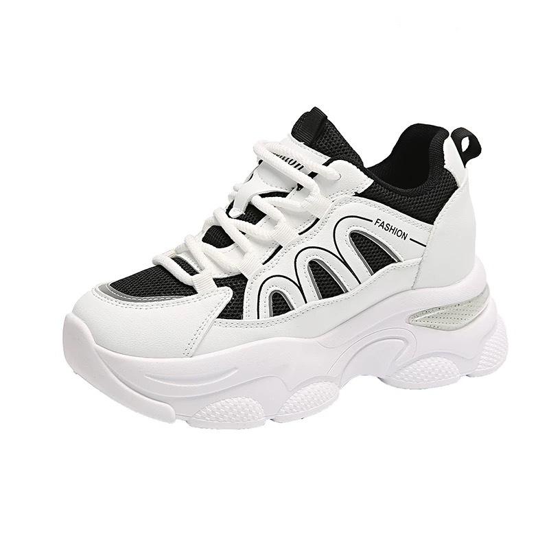 New mesh dad shoes fashionable versatile high value casual sports shoes campus height small mesh shoes