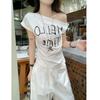Pure Desire White Letter Slanted Shoulder Kinked Short-sleeved T-shirt Women's Summer New Design Short Off-the-shoulder
