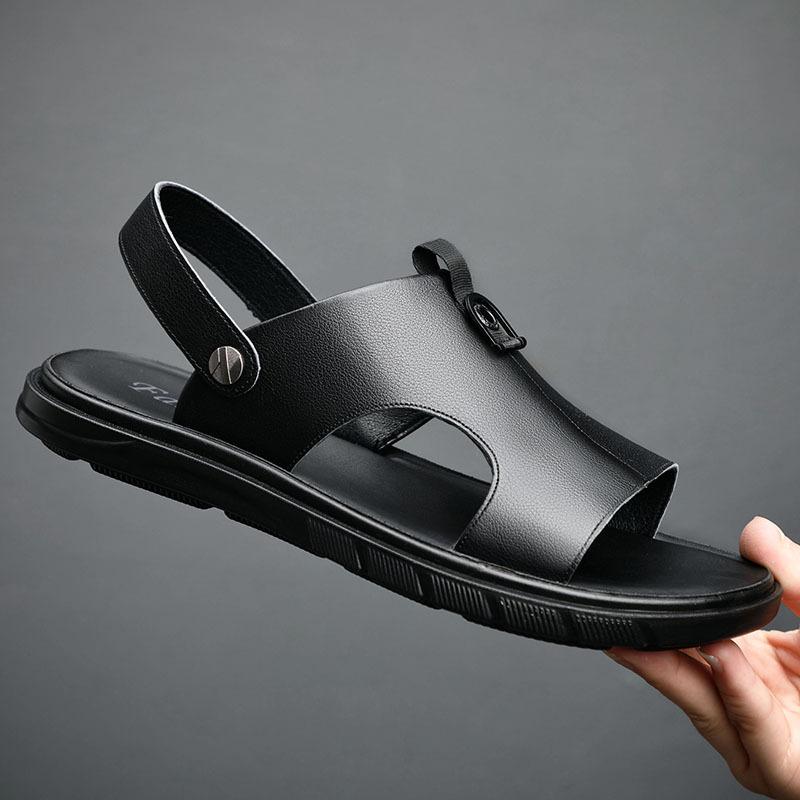 

Summer new first-layer cowhide men s sandals fashion casual beach shoes genuine leather European slippers breathable men s shoes trend 44