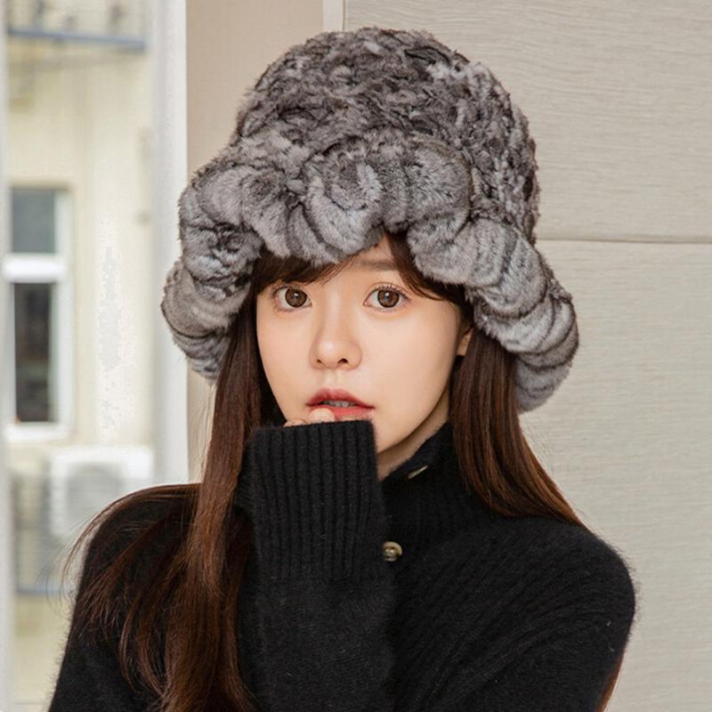Hot Sale Knitted Real Fur Beanie Bucket Hat Winter Chinchilla Fur Hats for Women